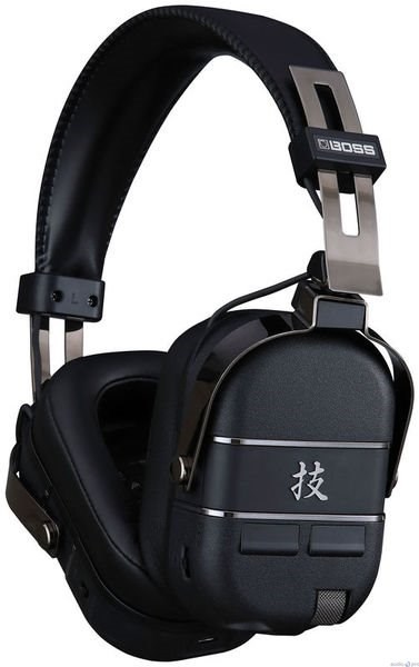 Boss WAZA-AIR BASS